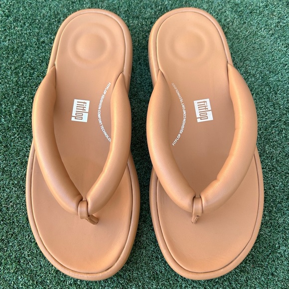 NWT Fitflop iQushion D-Luxe Flip Flop Sandal Leather Latte Tan 10